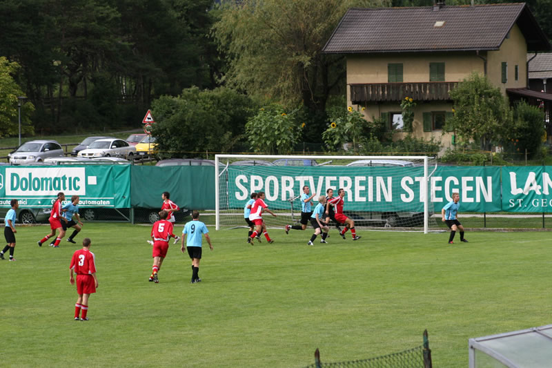 gal/Stadtturnier2007 - Spiel um Platz3 gegen Ahrntal/2007-08-12 SVR gg. SSV Ahrntal beim Stadtrurnier 016.jpg